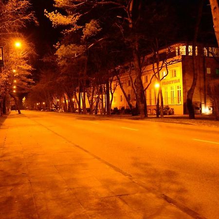Floryda Jurata Bed & Breakfast Exterior foto