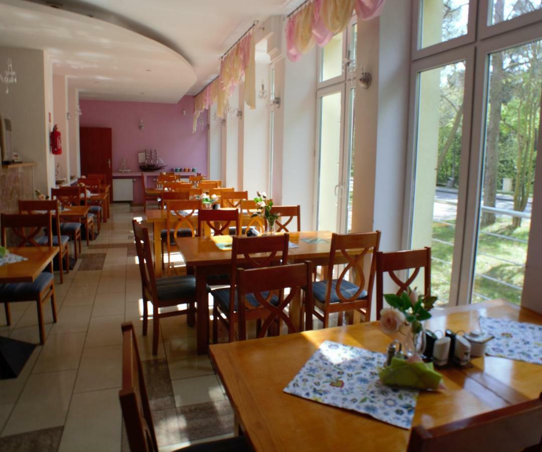 Floryda Jurata Bed & Breakfast Exterior foto